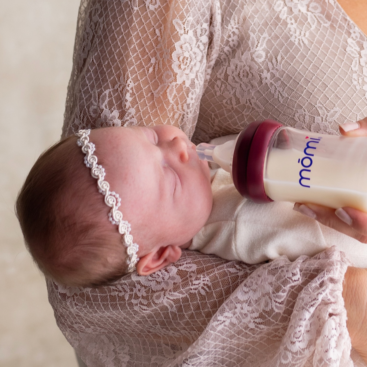 mōmi holiday vibes luxe bundle - holly