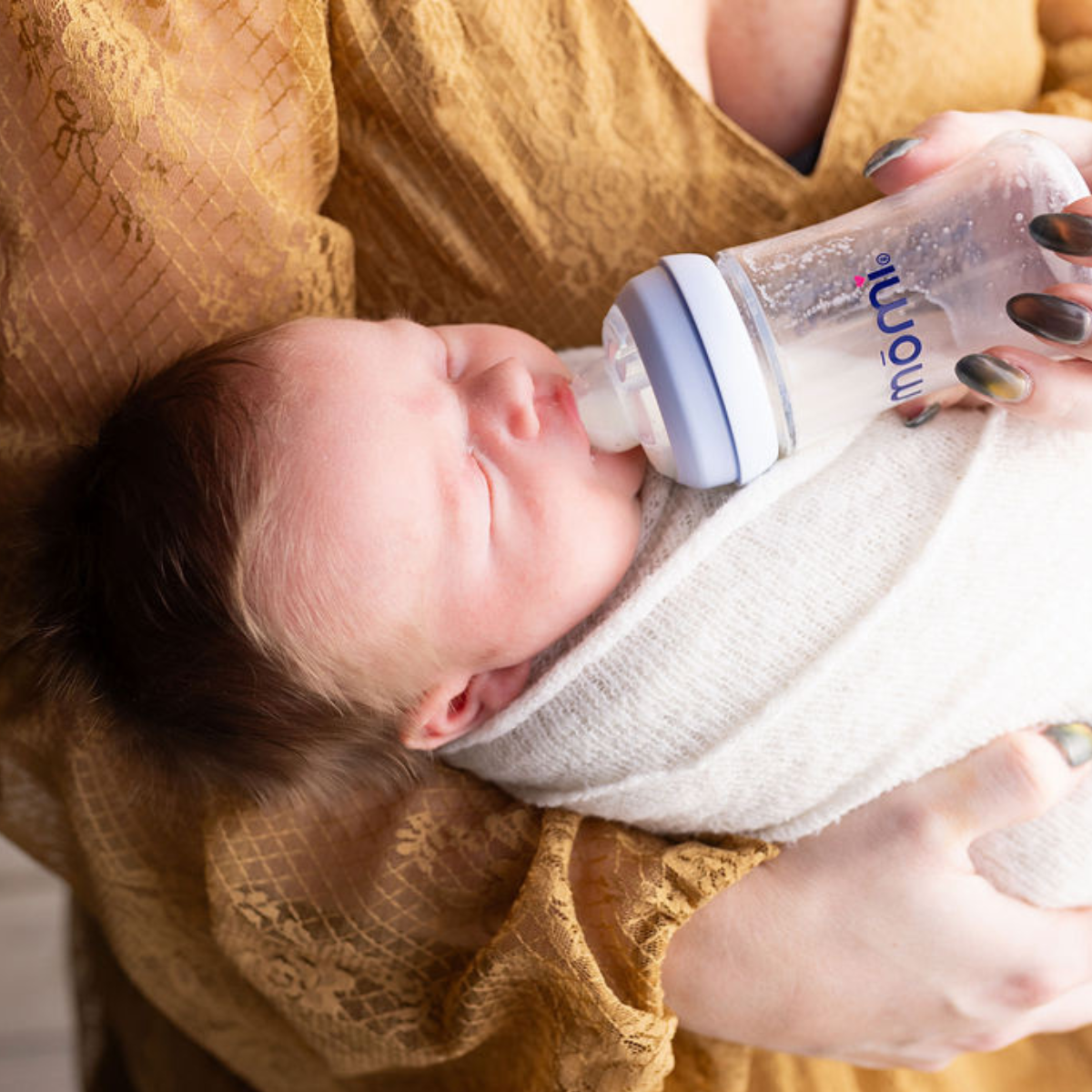 mōmi vibes colored bottle collar set - cloudless