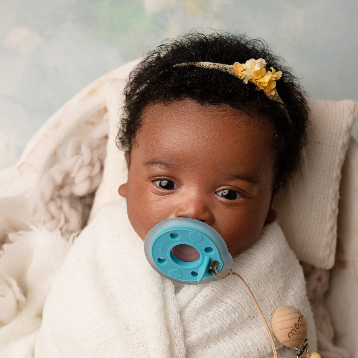 mōmi babypace® pacifier gift set in tranquil lagoon teal