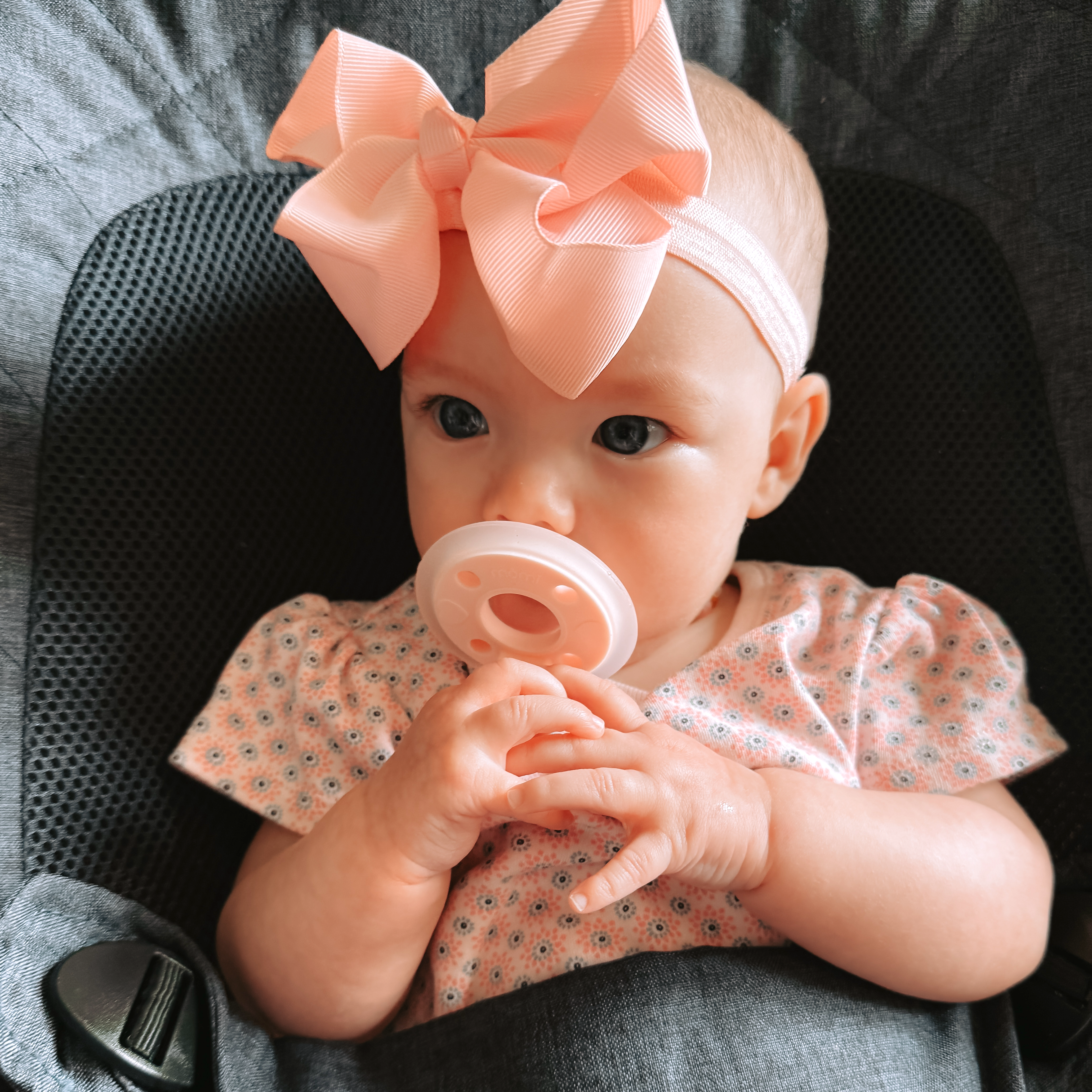 mōmi babypace® breast-like pacifier 2-set in delicate seashell pink