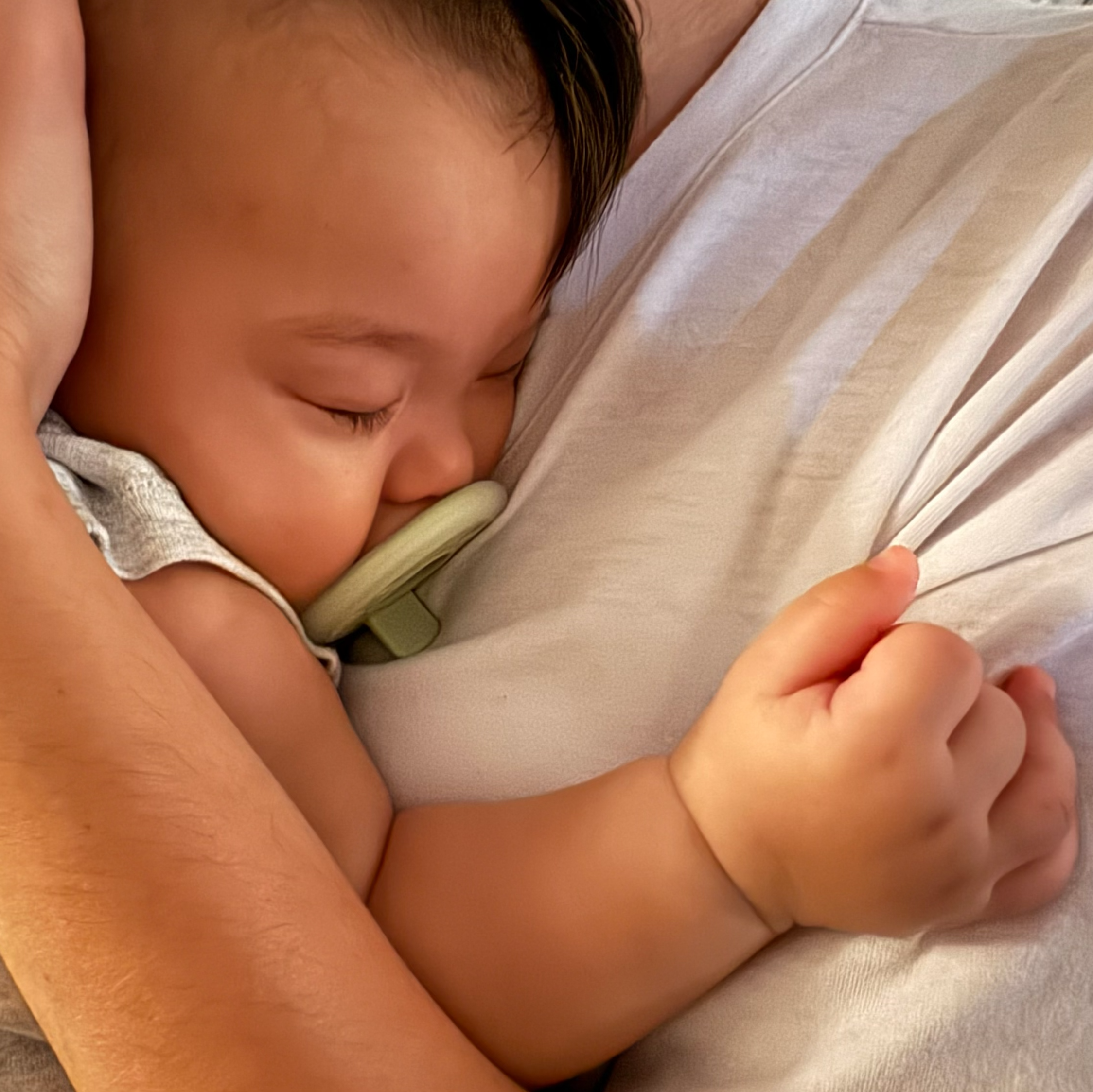 mōmi babypace pacifier 2-set - pistachio