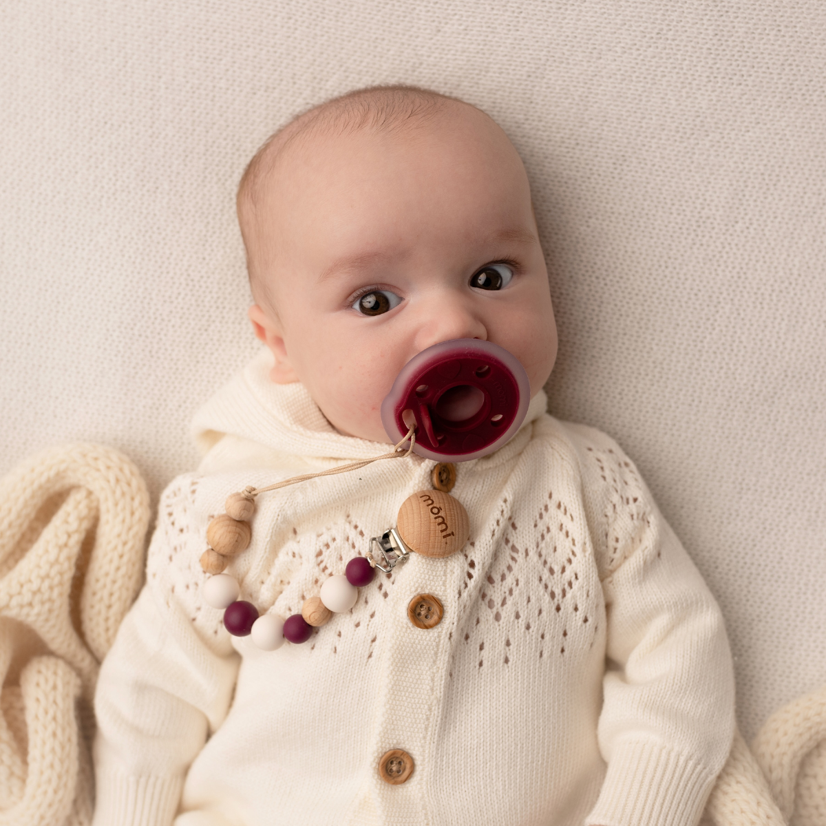 mōmi babypace pacifier gift set - candy cane